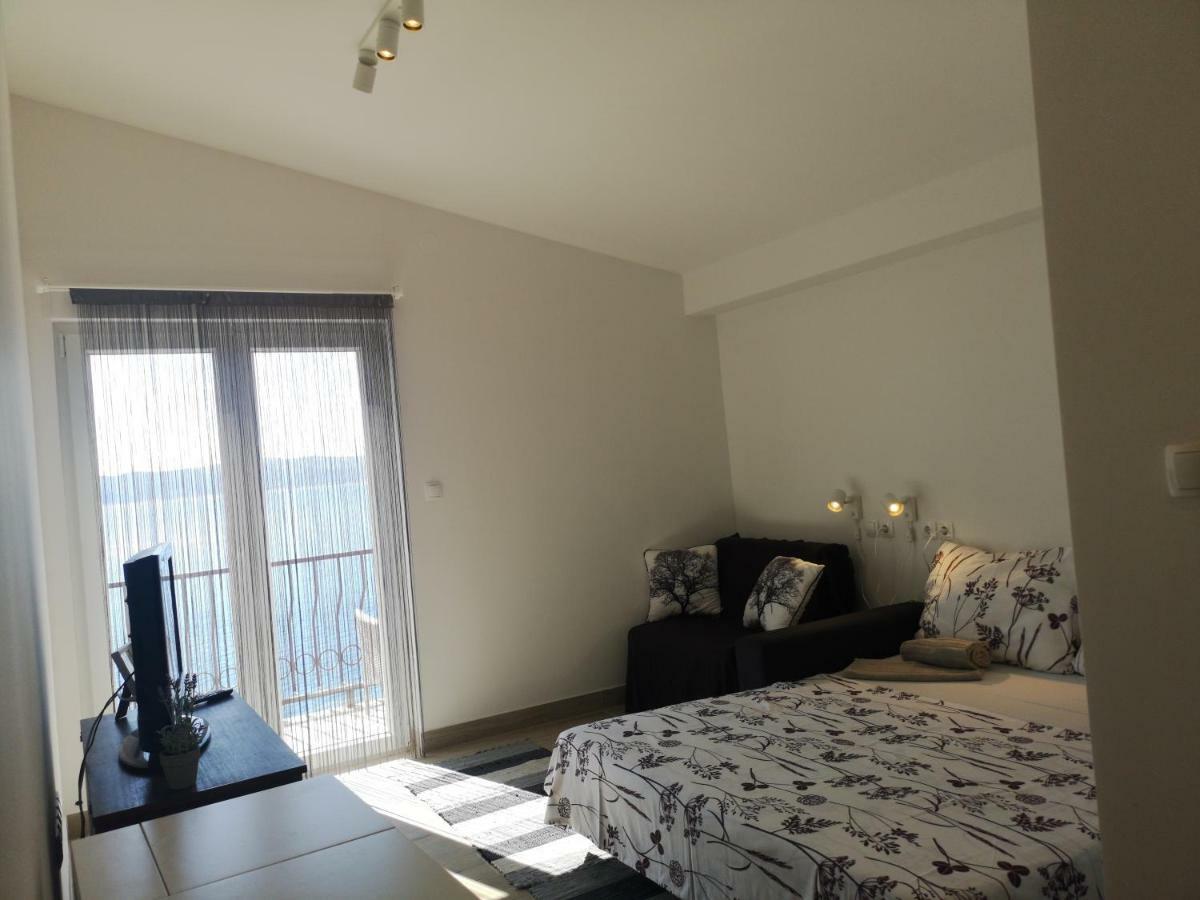 Apartman Studio Kod Ujevica Baška Voda Zewnętrze zdjęcie